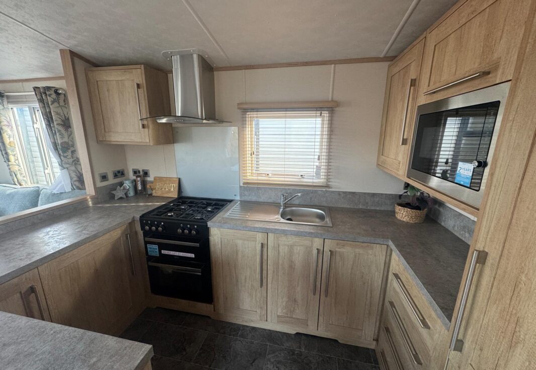 New Carnaby Glenmoor Lodge static caravan kitchen appliances