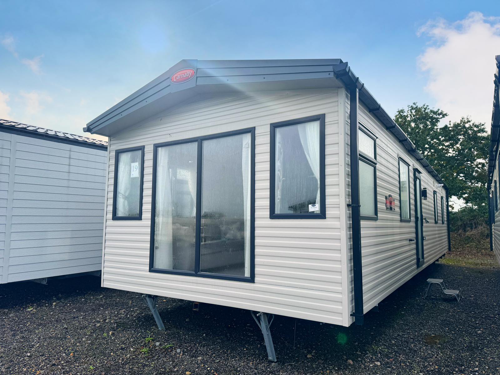 NEW Carnaby Silverdale Exterior side angle
