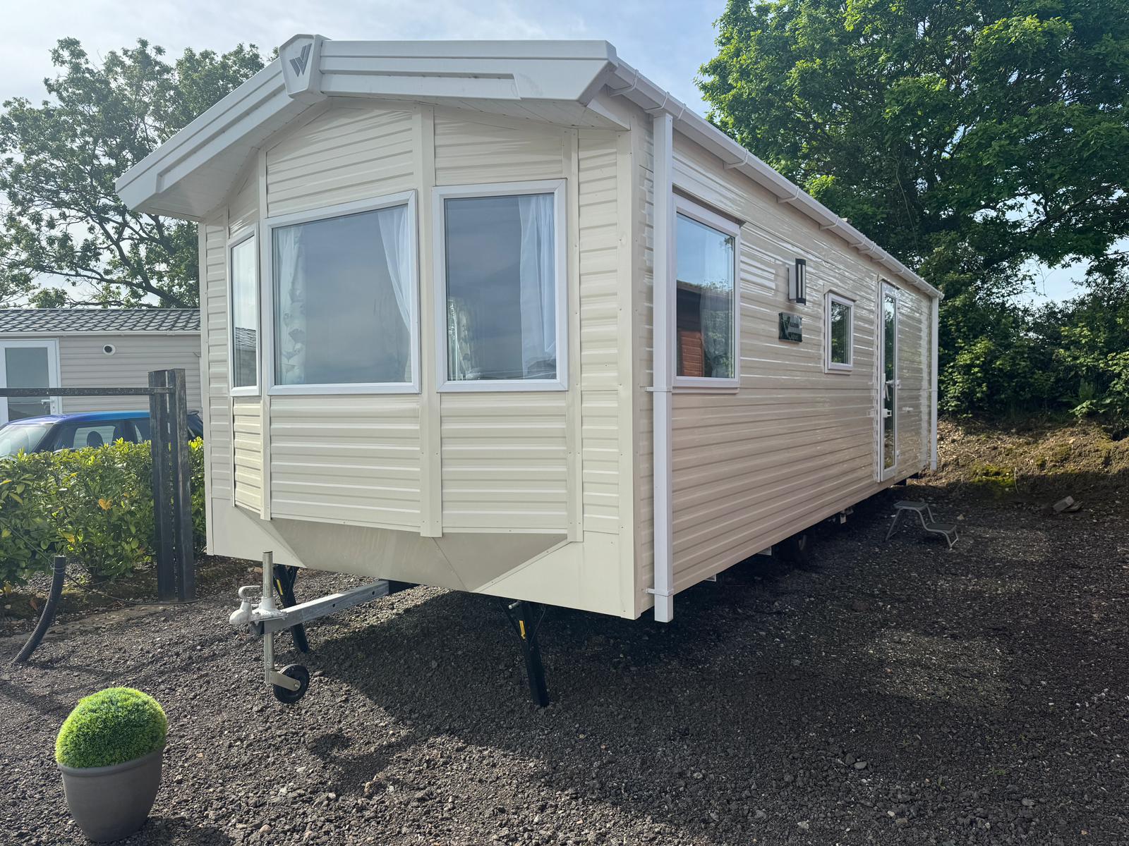 New Willerby Ashurst 28x10 2 bed exterior