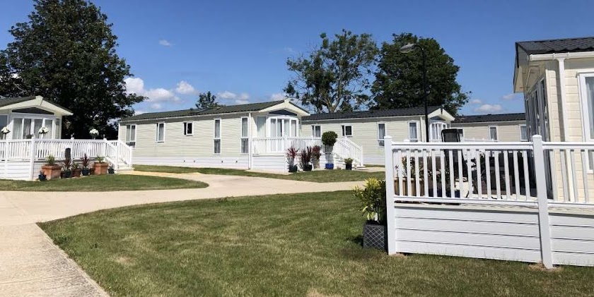 White cliffs static caravan mobile home holiday park