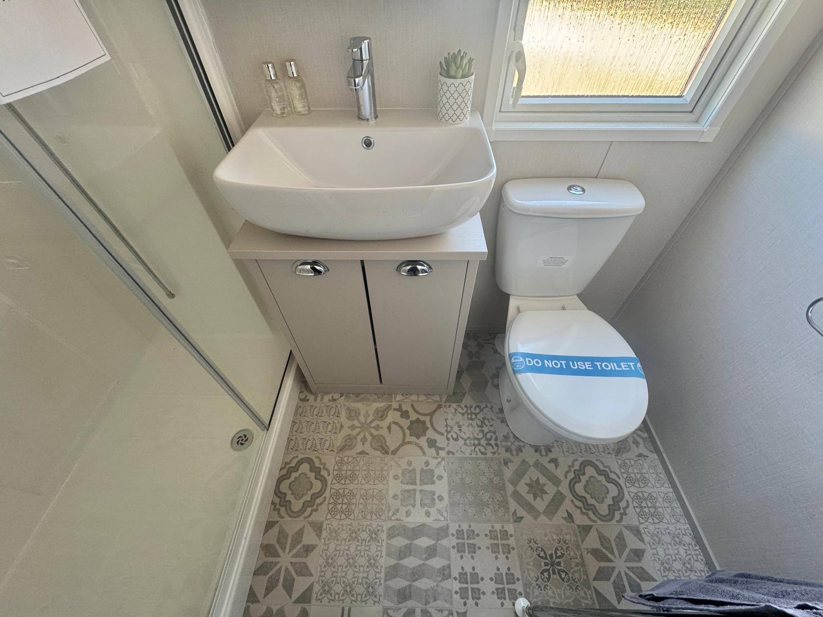 New Carnaby Lakehouse Lodge Static Caravan shower