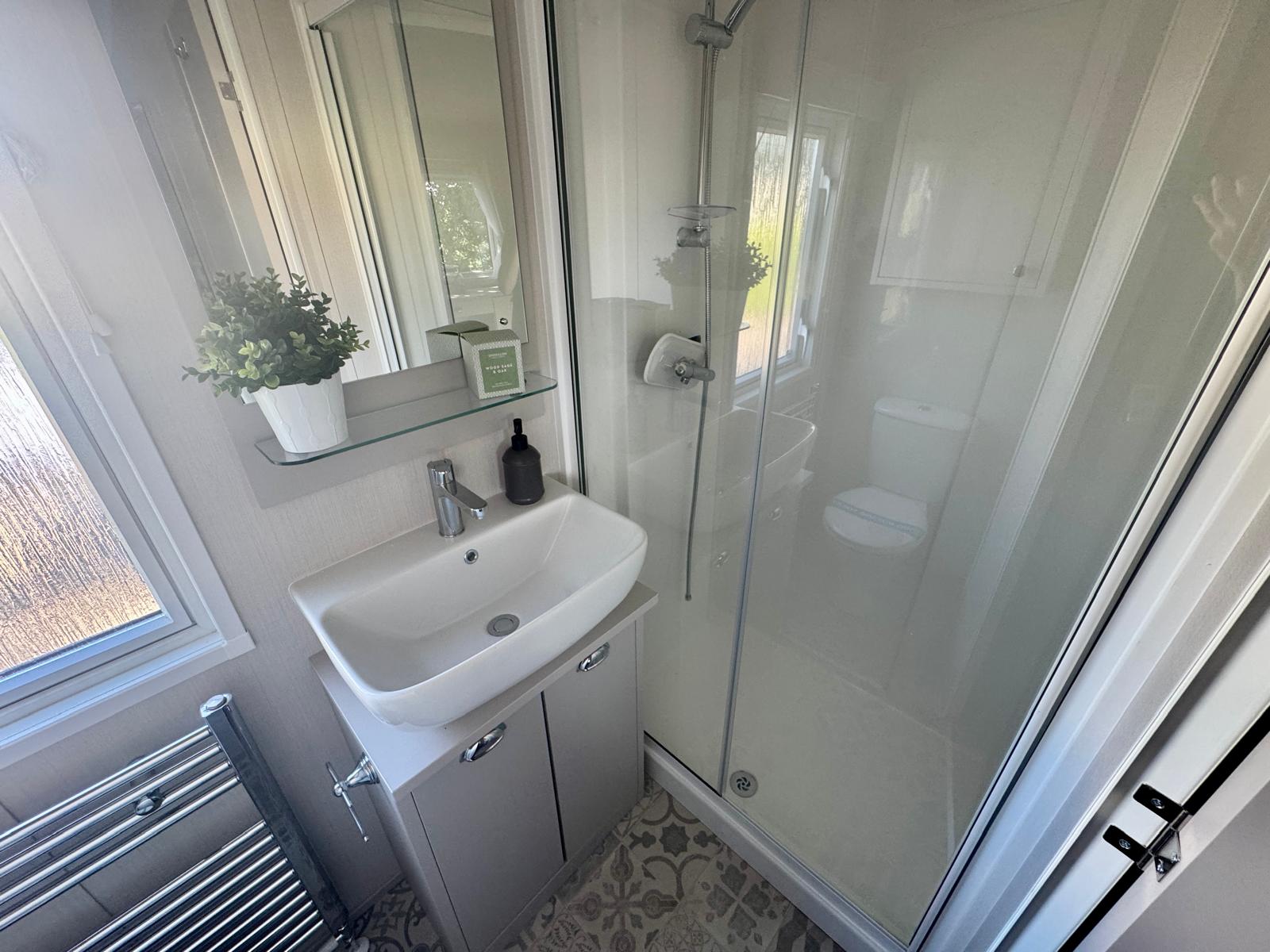 New Carnaby Lakehouse Lodge Static Caravan ensuite