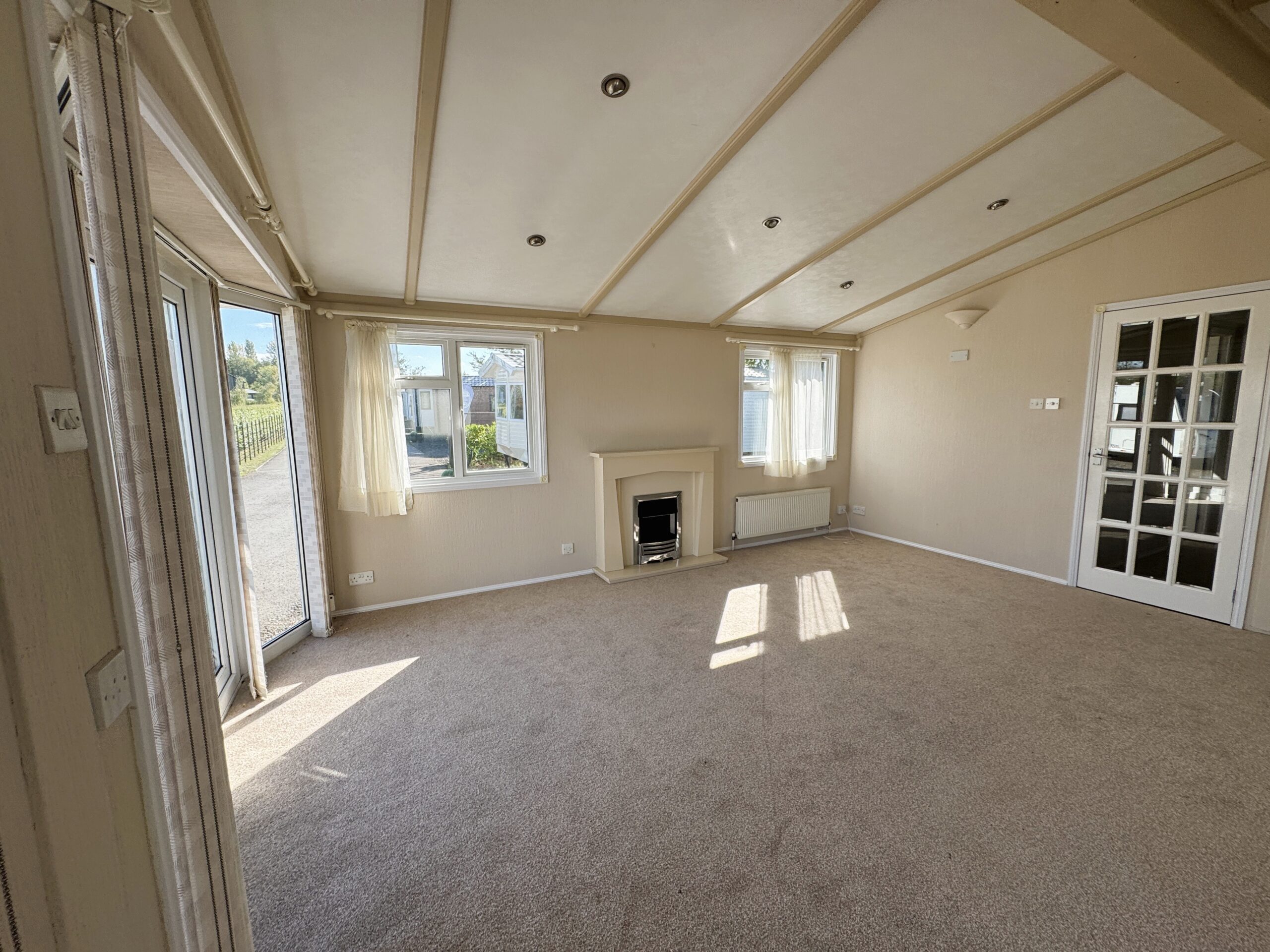 Preowned Cosalt Matisse 2005 Lodge newly decorated interior