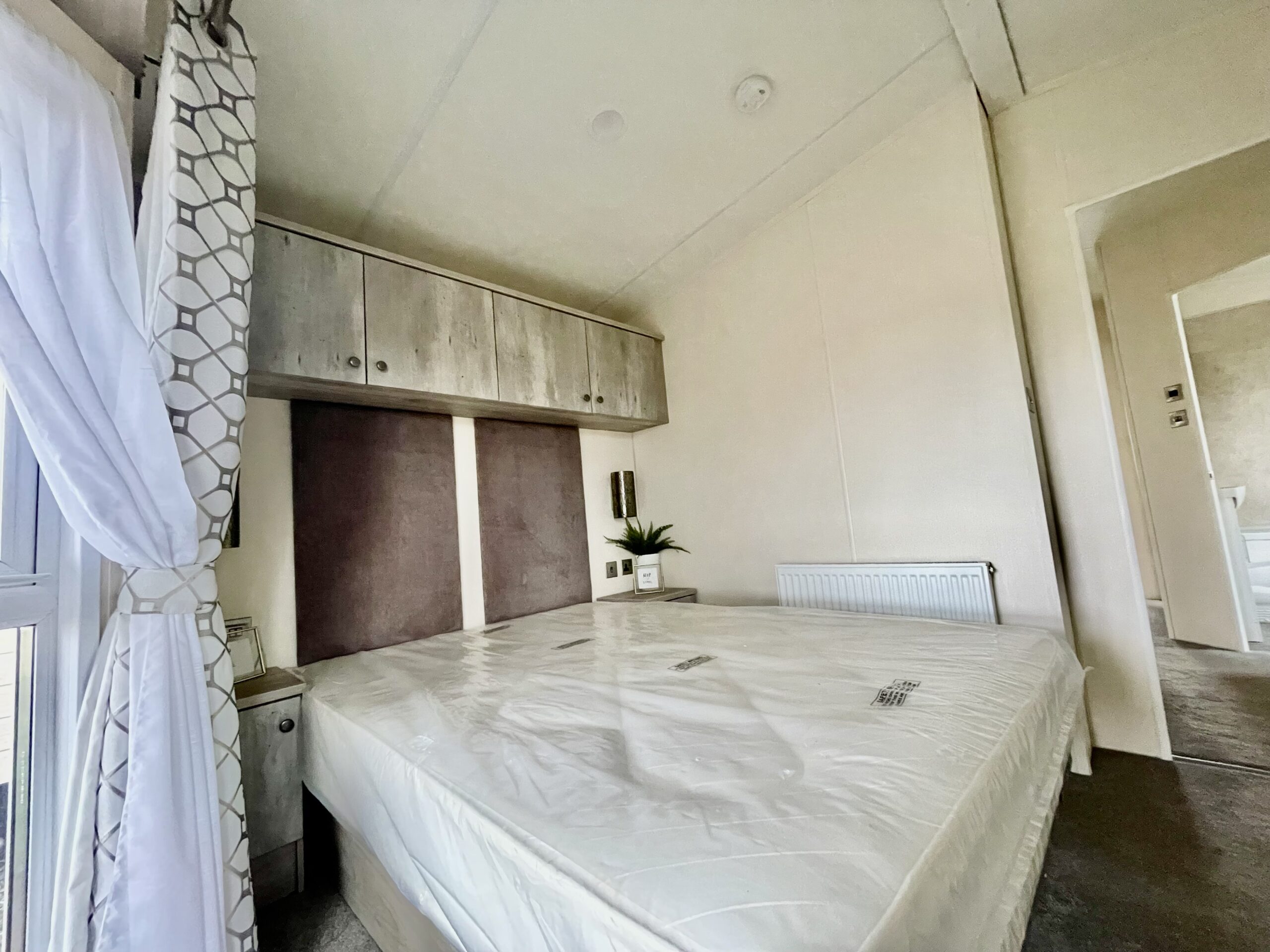 Delta Superior static caravan master bedroom