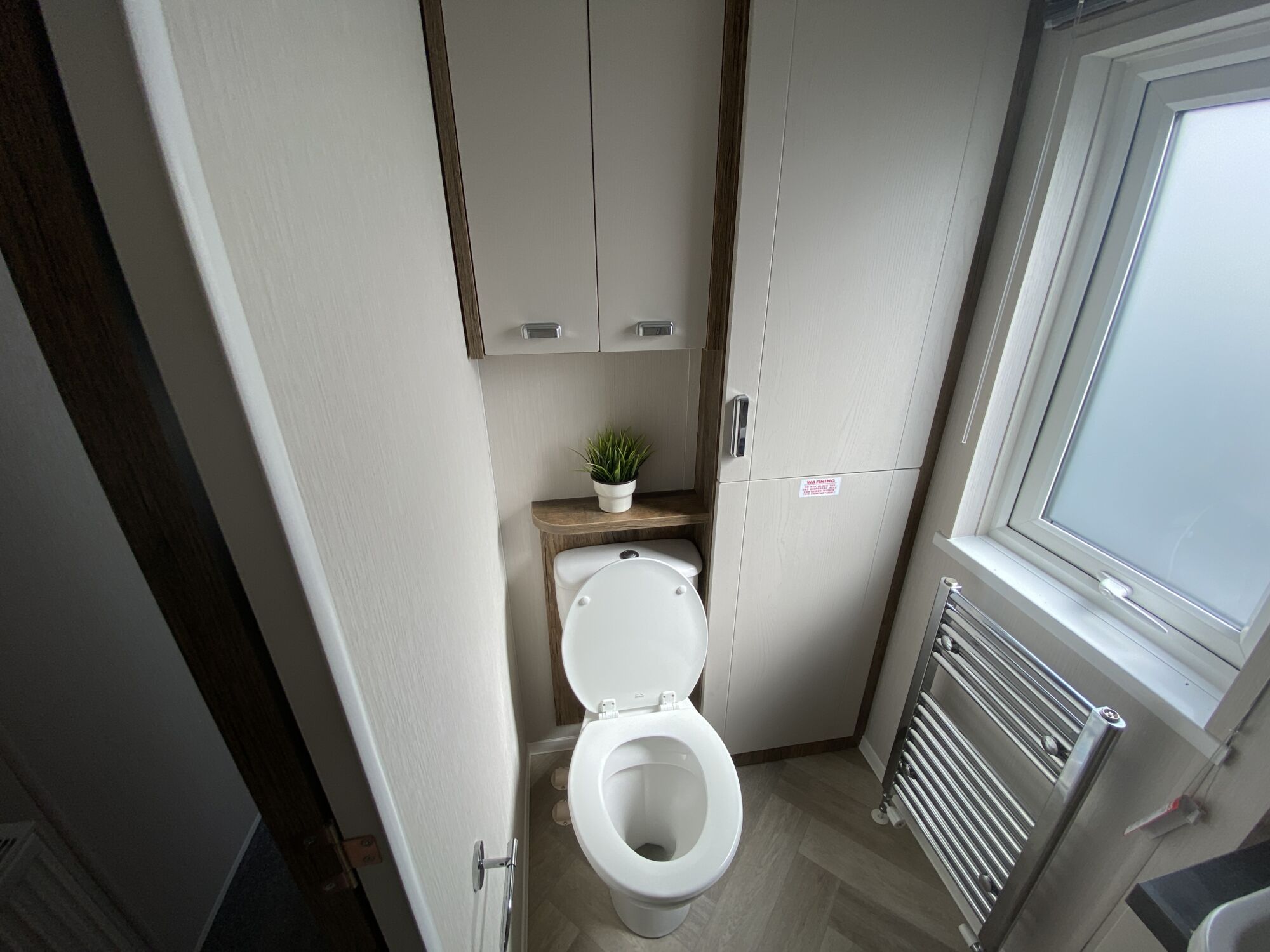 New Willerby Sheraton static caravan residential specification bathroom ensuite