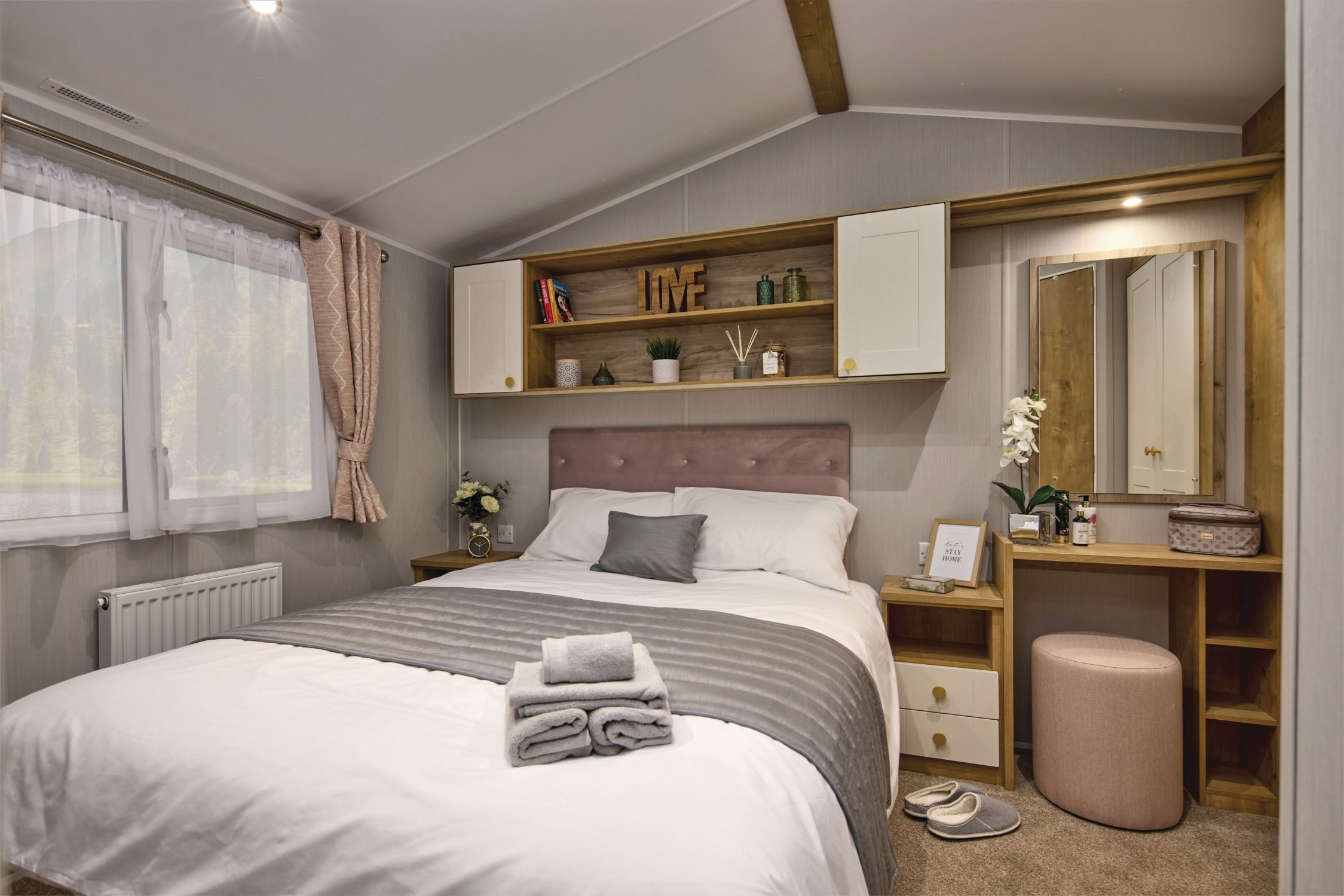 2023 Willerby Sierra static caravan mobile home master bedroom