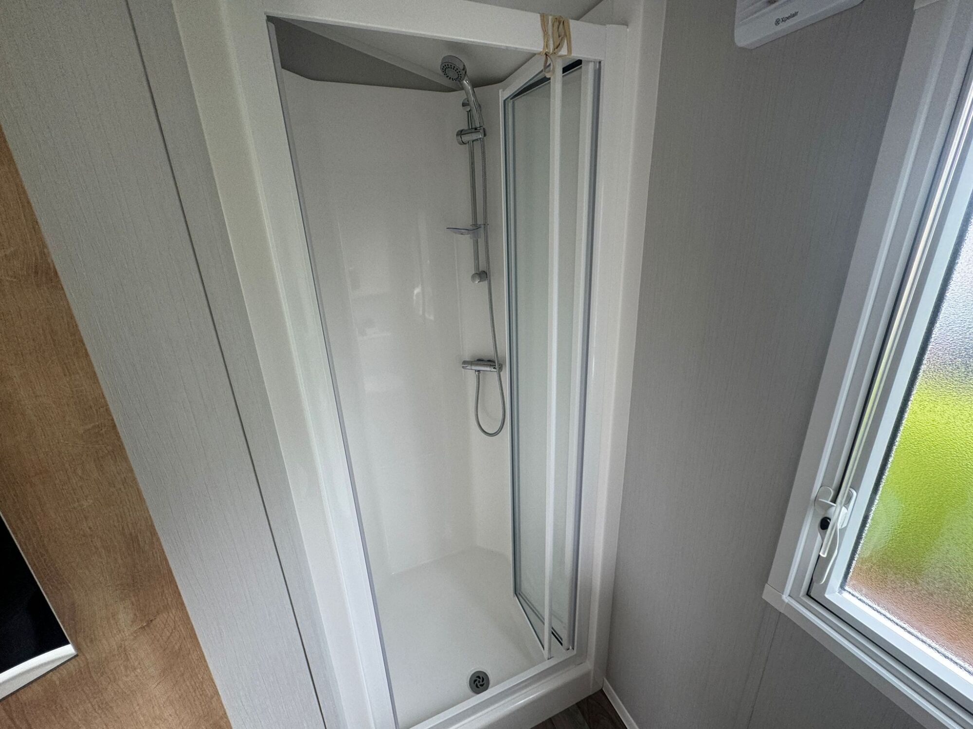 New Willerby Ashurst Static Caravan Shower Room