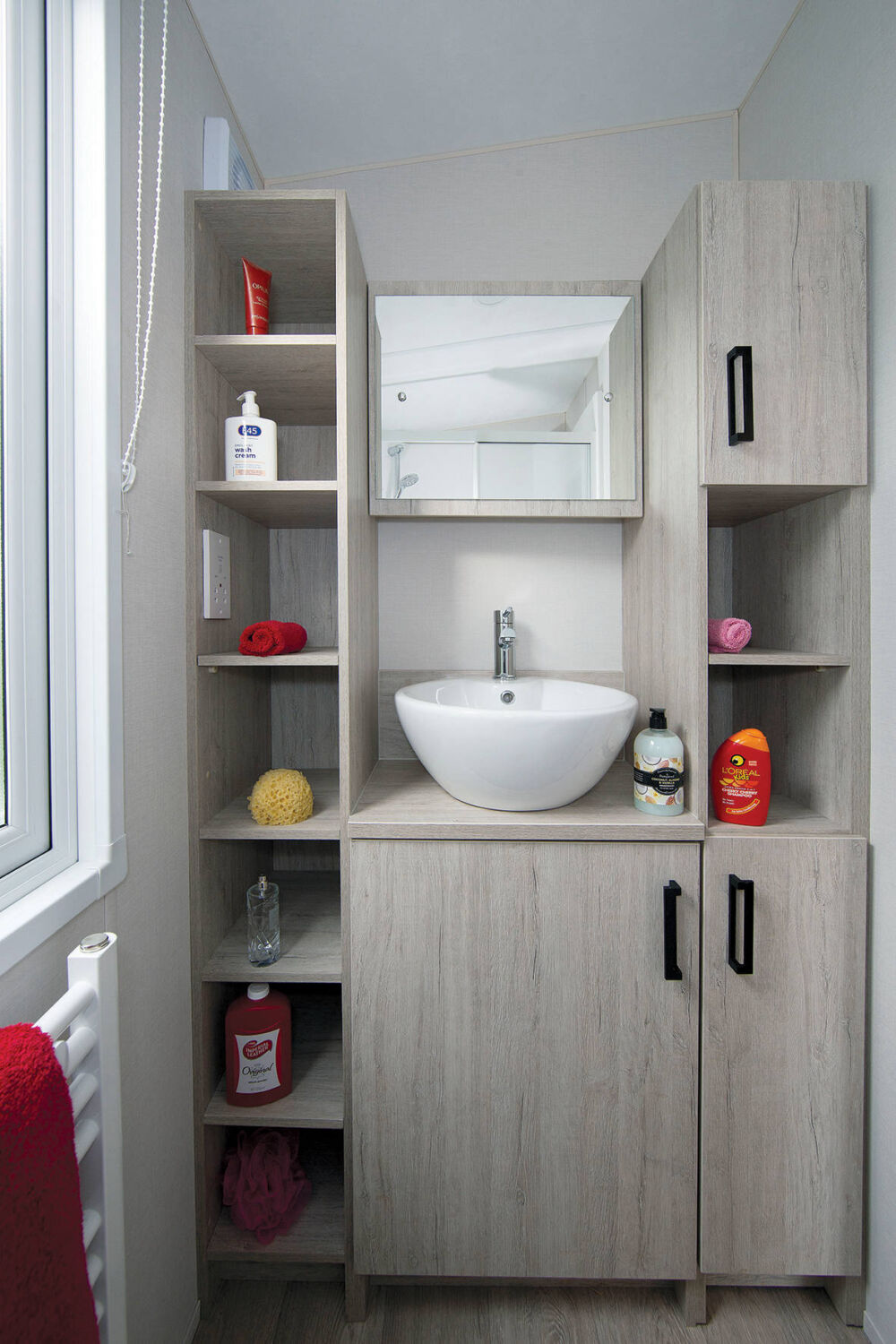 New Delta Asmara Static caravan Family bathroom