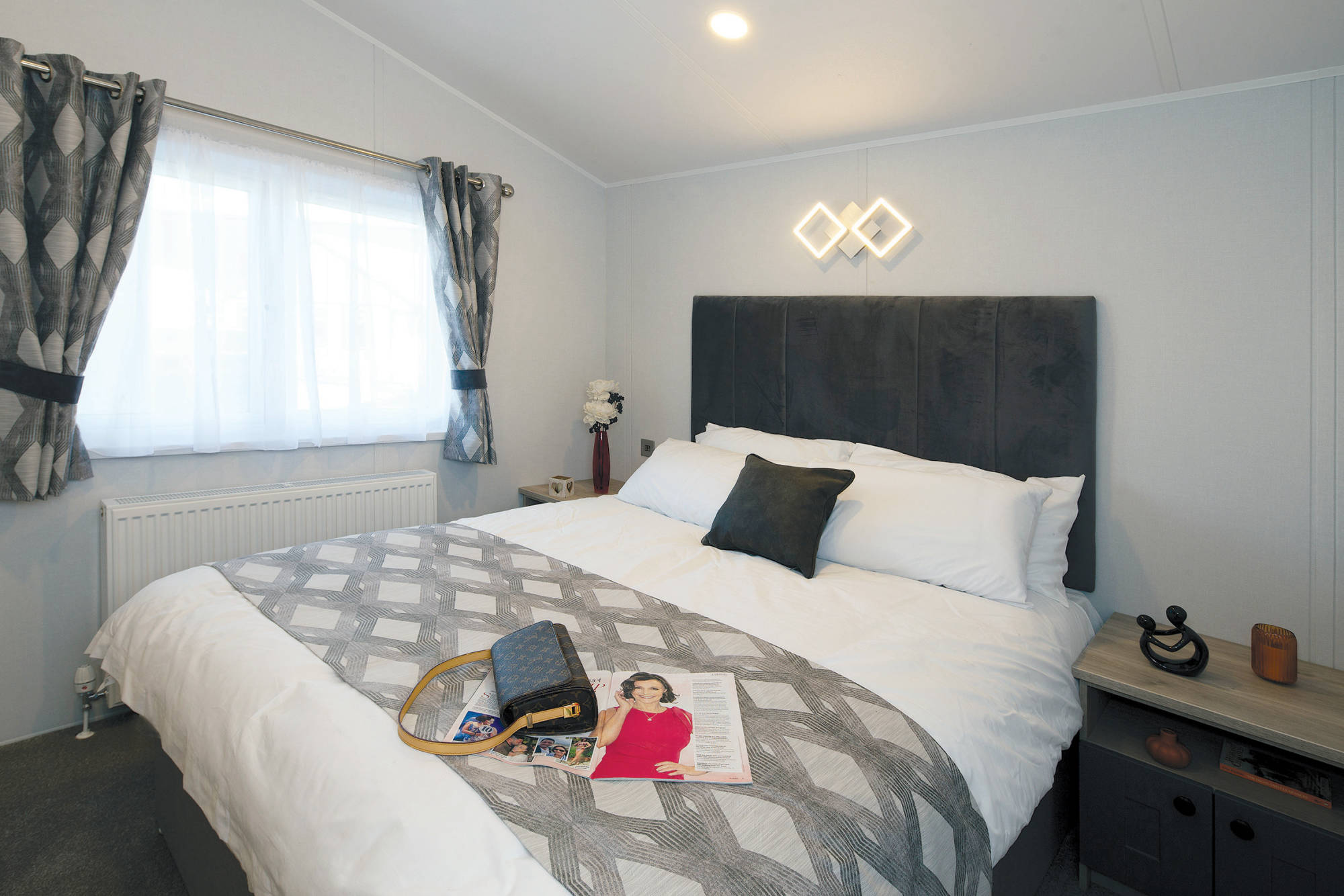 New Delta Brentwood Static Caravan Residential Twin Lodge master bedroom