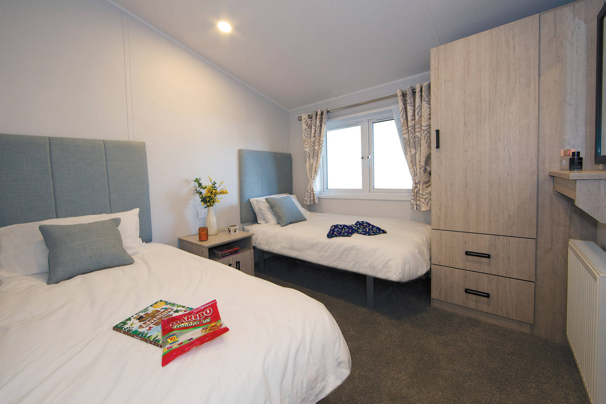 New Delta Newbury Static Caravan Residential Twin Lodge Second bedroom