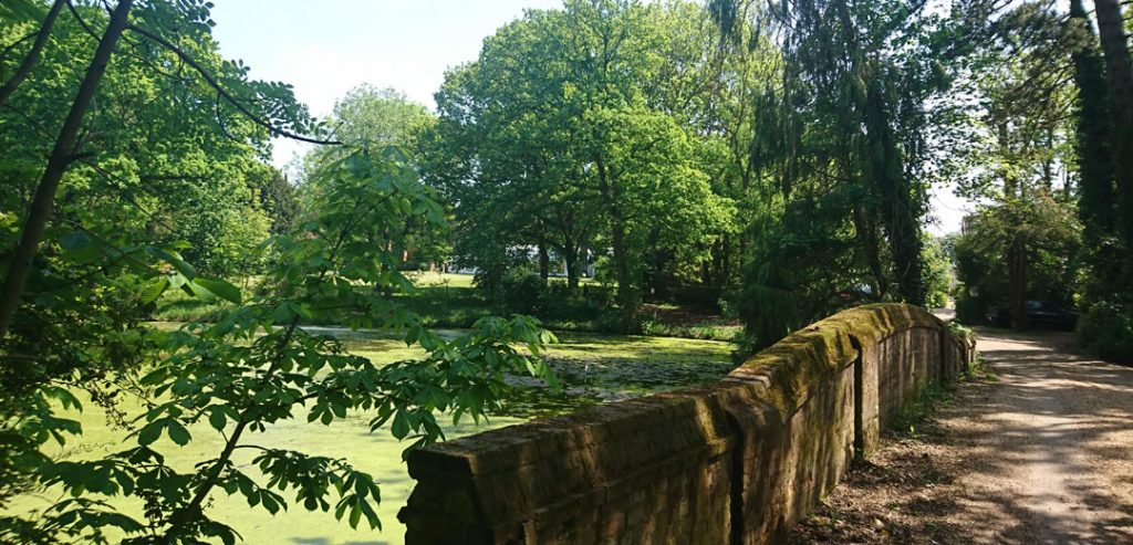 Creeksea Place Caravan Park