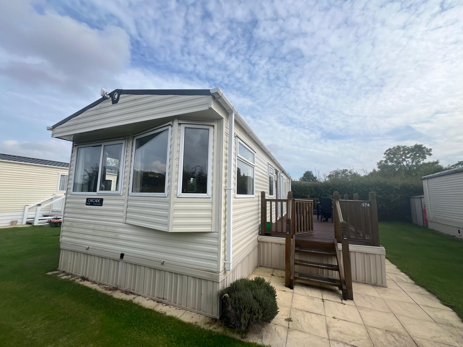 Carnaby Cascade 37×12