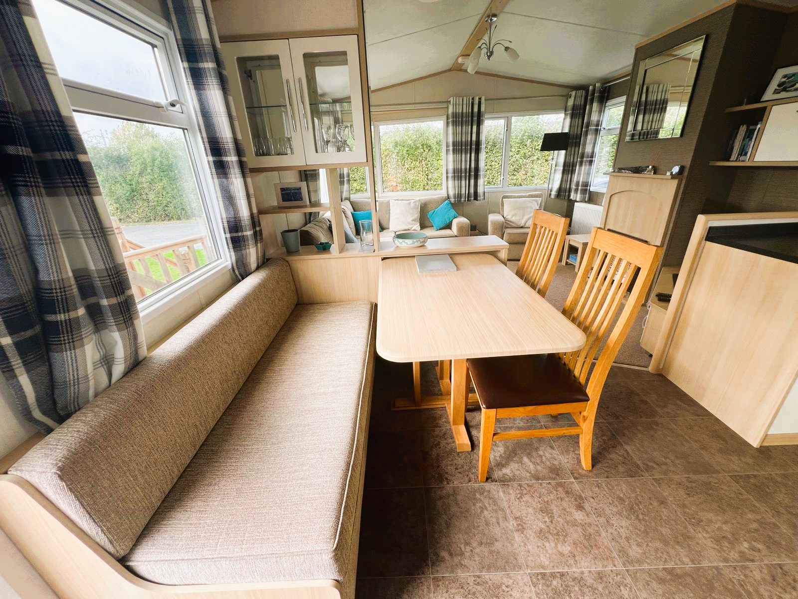 Carnaby Cascade 37×12