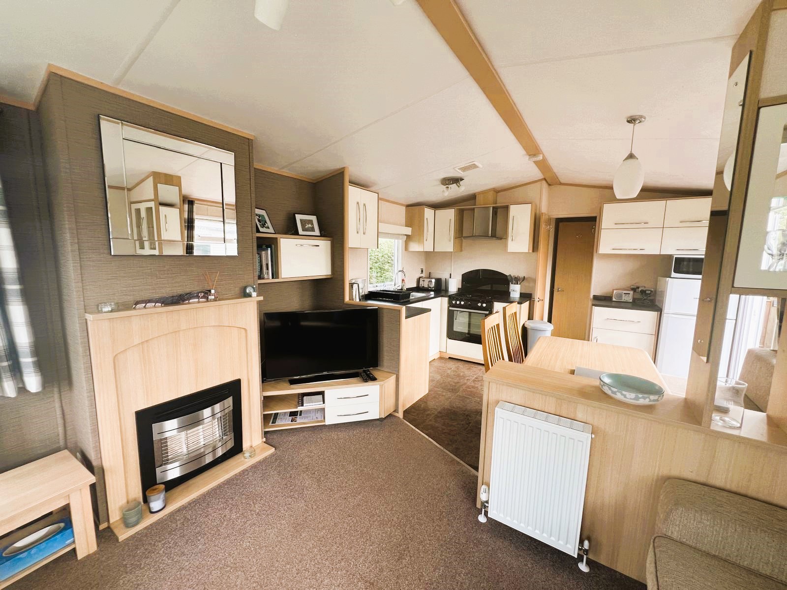 Carnaby Cascade 37×12