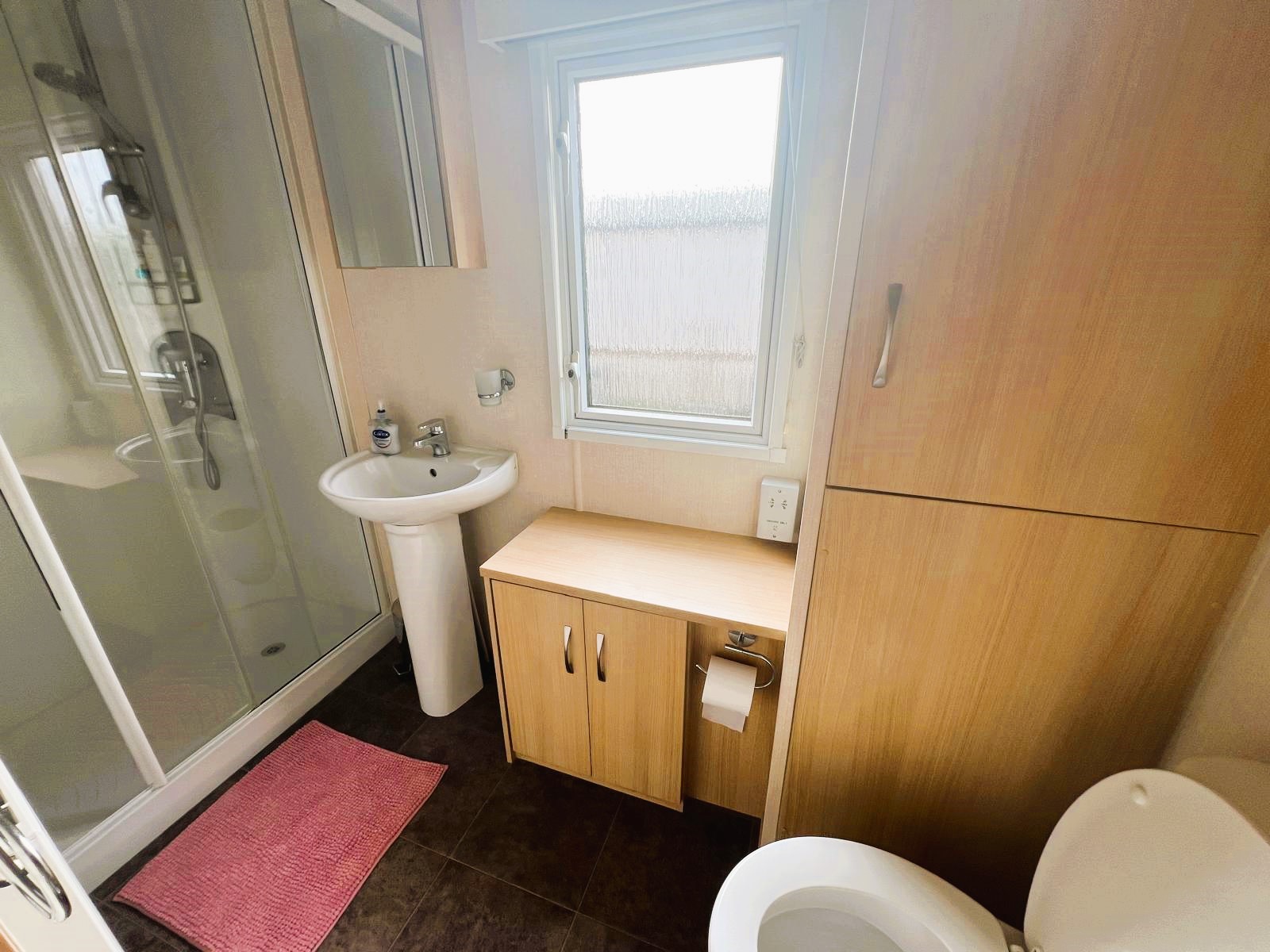 Carnaby Cascade 37×12