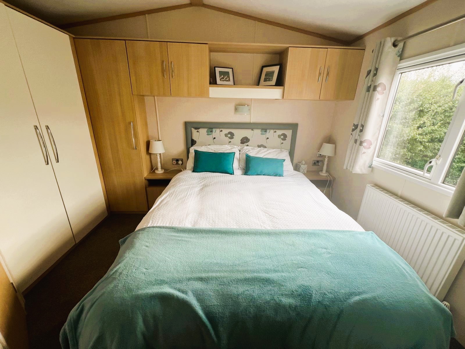 Carnaby Cascade 37×12