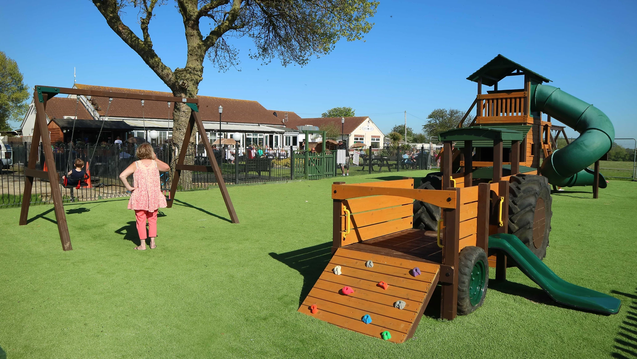 Palm Trees Holiday Park