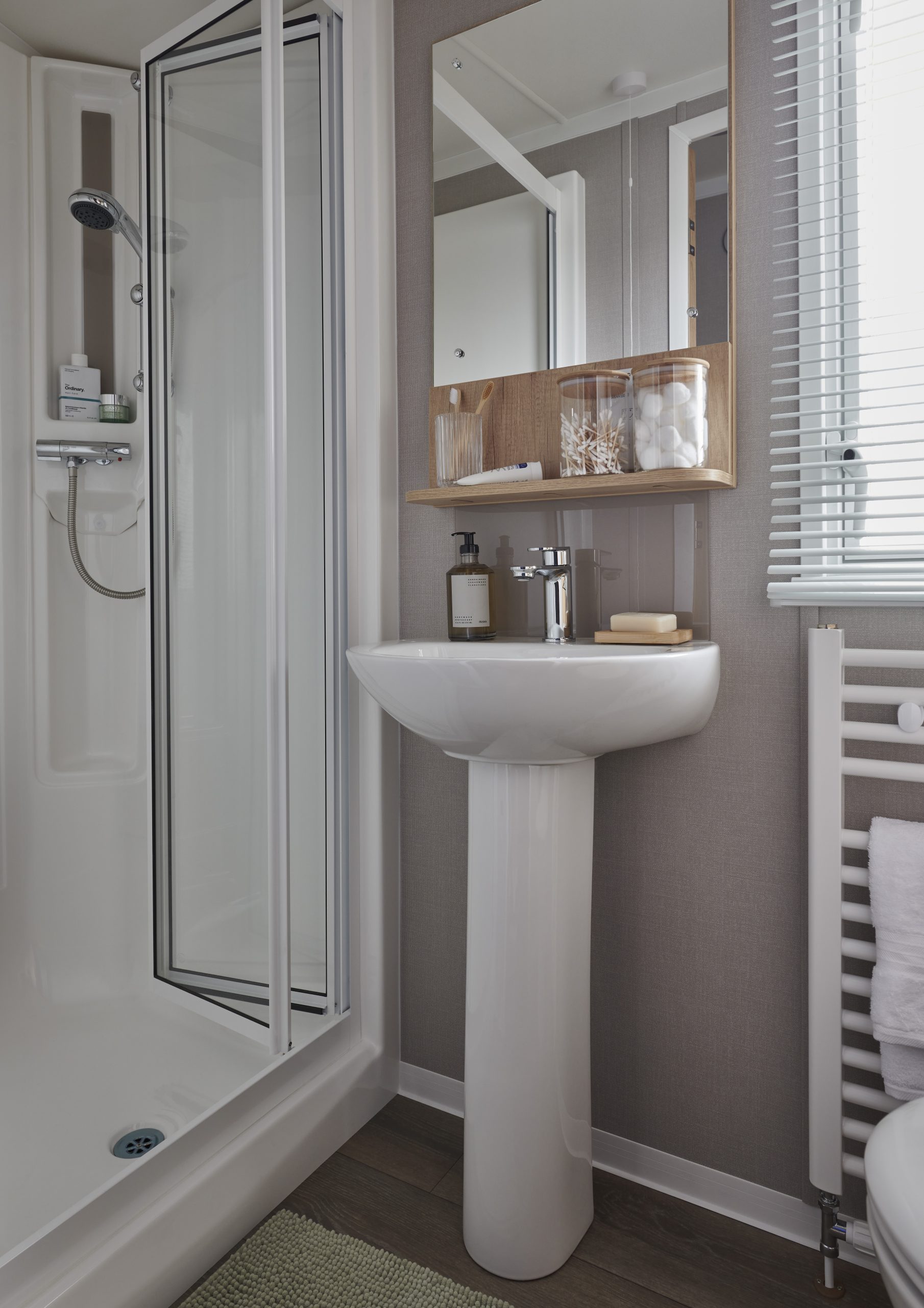 New Swift Provence Static Caravan bathroom