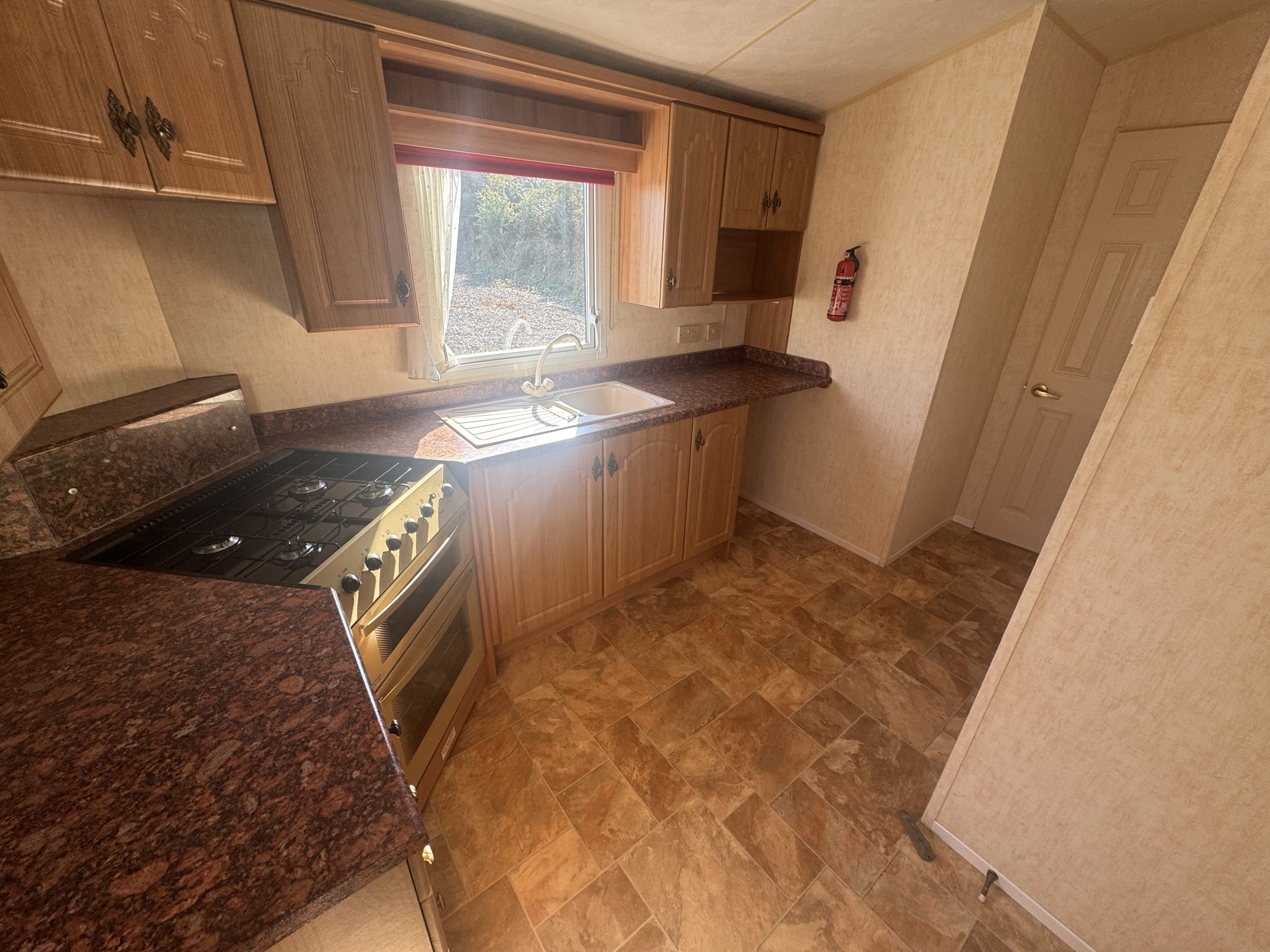 Preowned Willerby Salisbury 35x12 static caravan kitchen