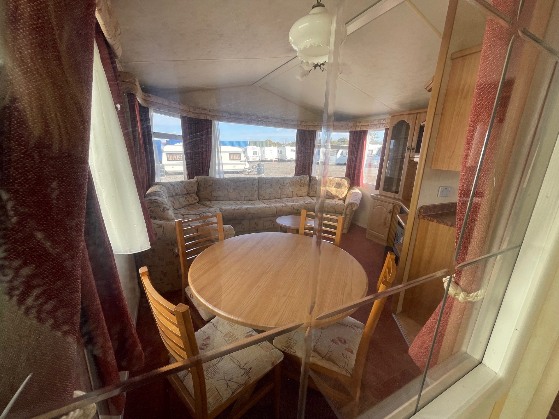Preowned Willerby Salisbury 35x12 static caravan entrance