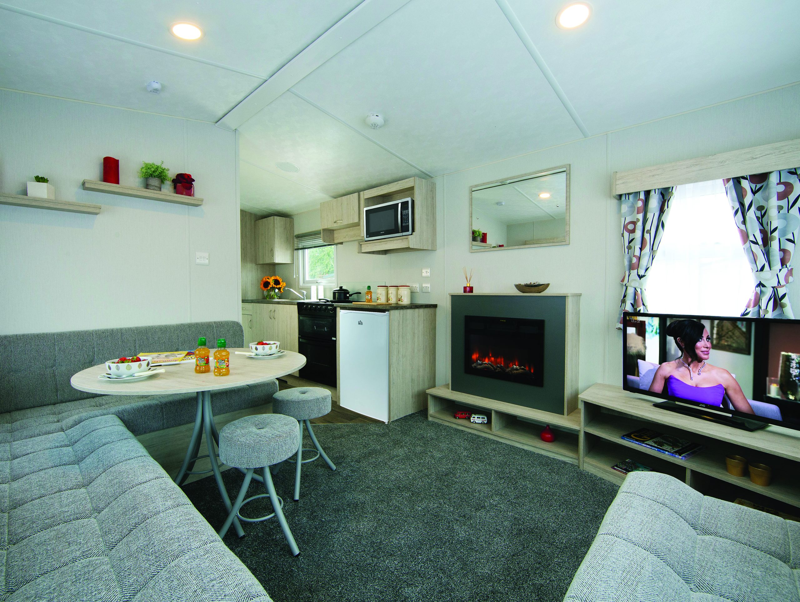 Delta santana static caravan fire