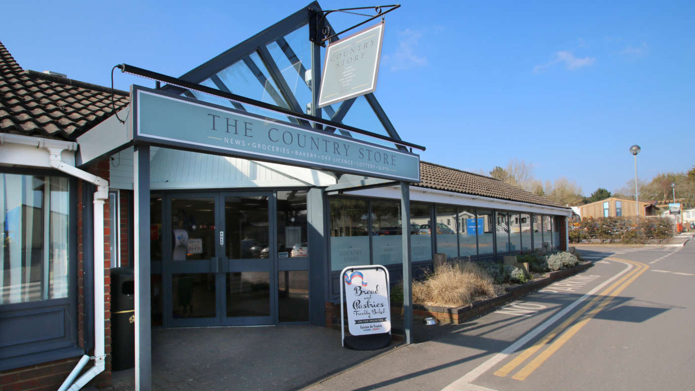 Shorefield Country Park