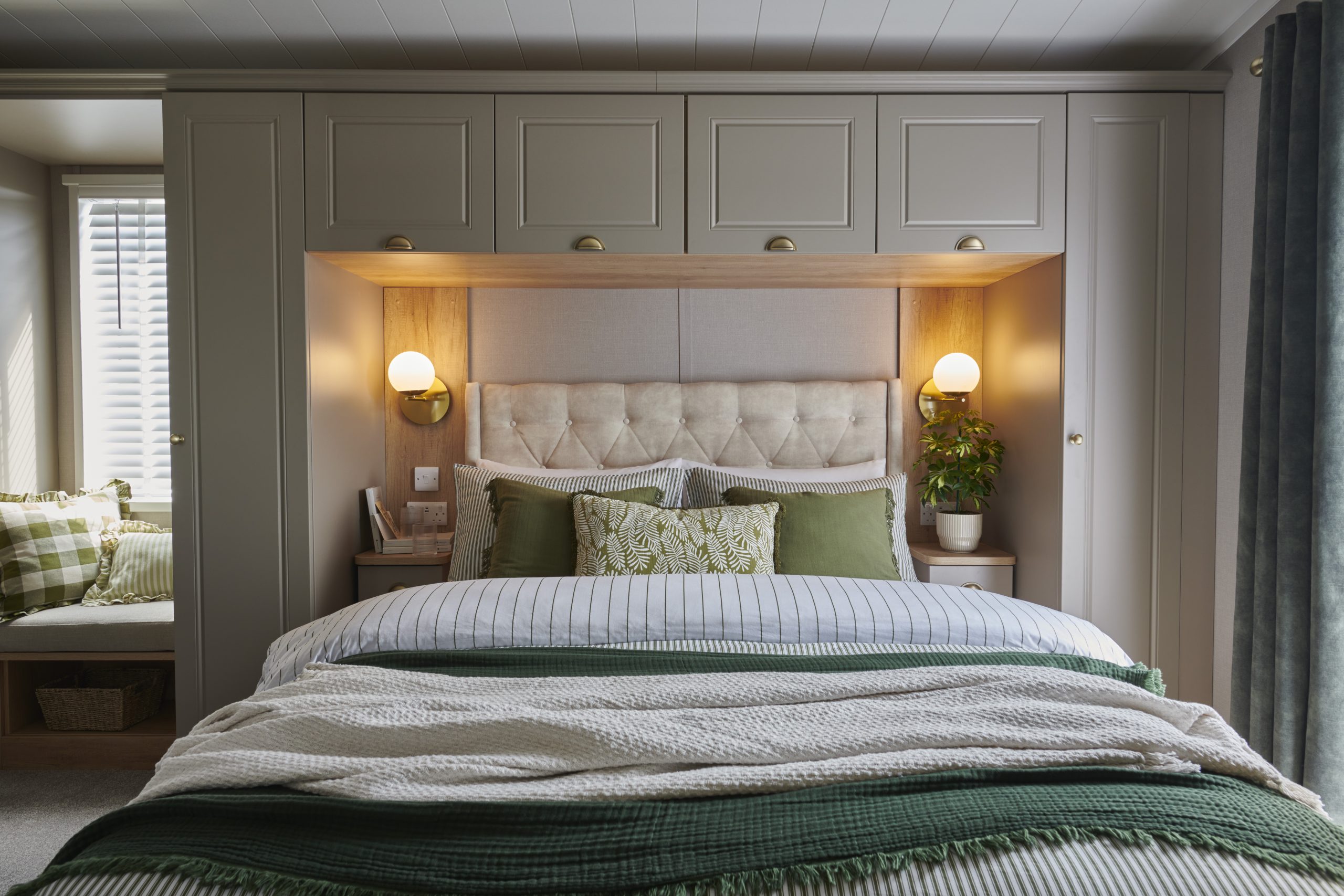 New Swift Vendee Lodge Static Caravan main bedroom