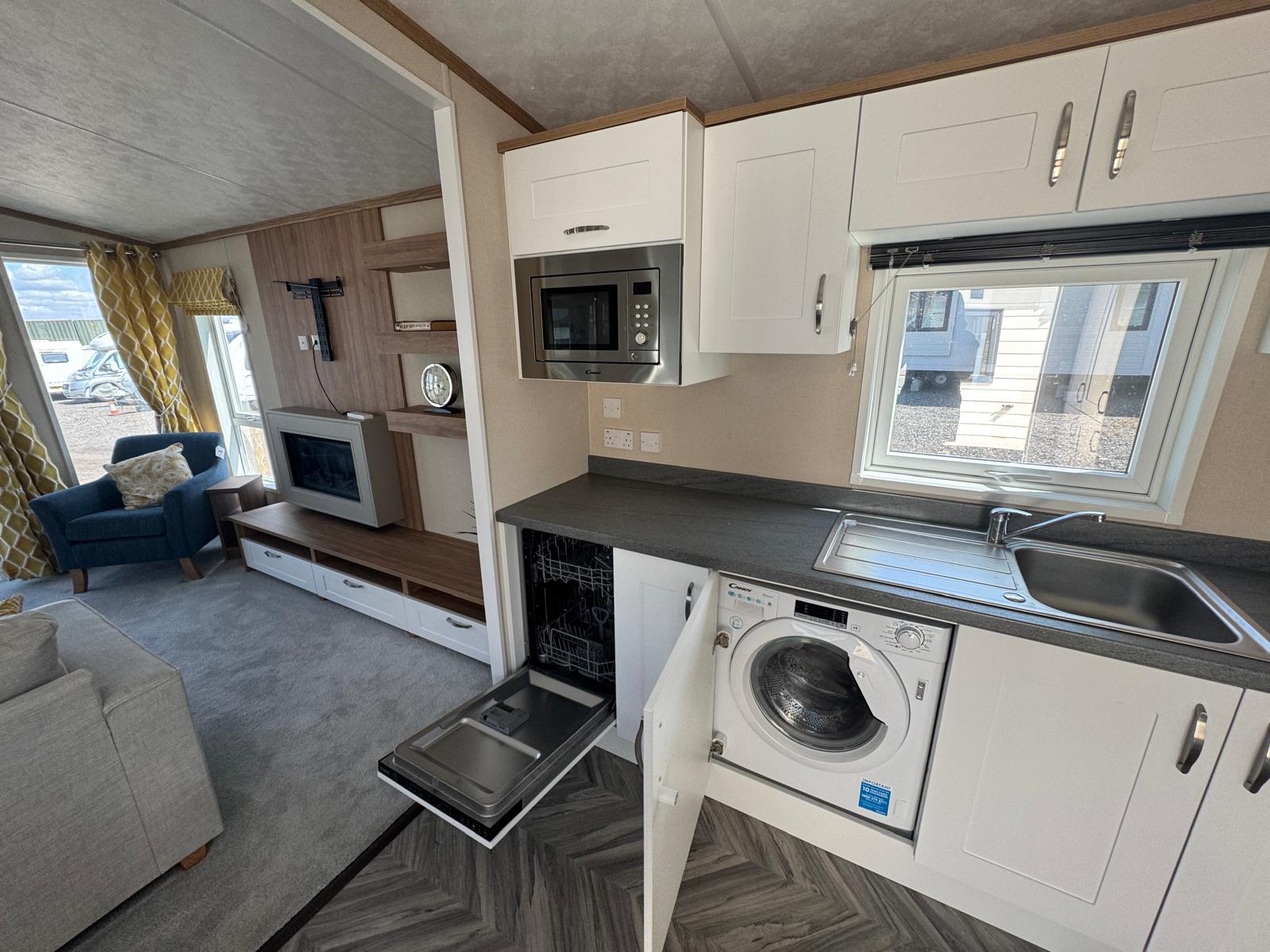 Preowned 2021 Pemberton Marlow Static Caravan Integrated dishwasher