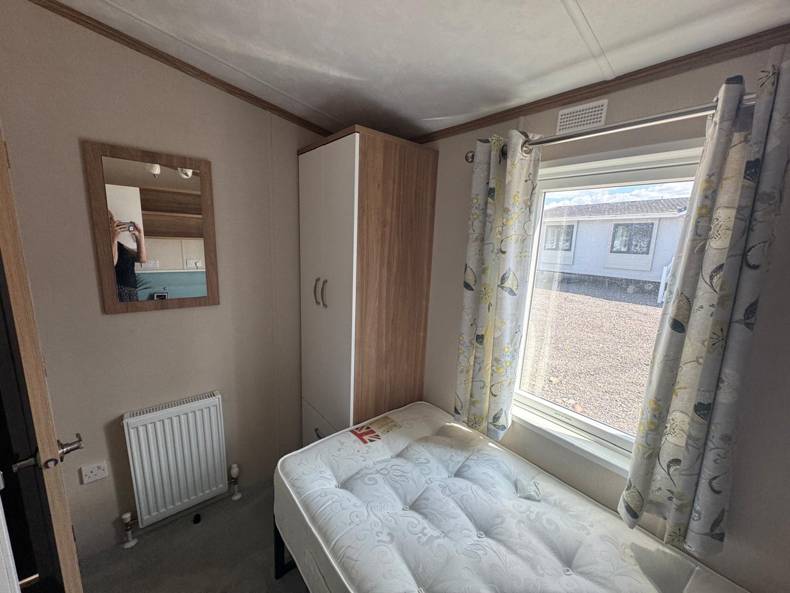 Preowned 2021 Pemberton Marlow Static Caravan twin bedroom