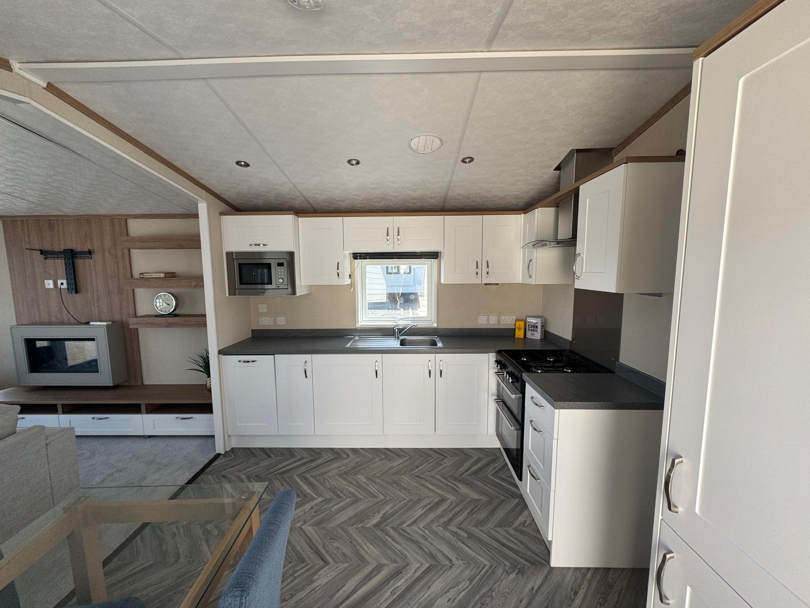 Preowned 2021 Pemberton Marlow Static Caravan kitchen