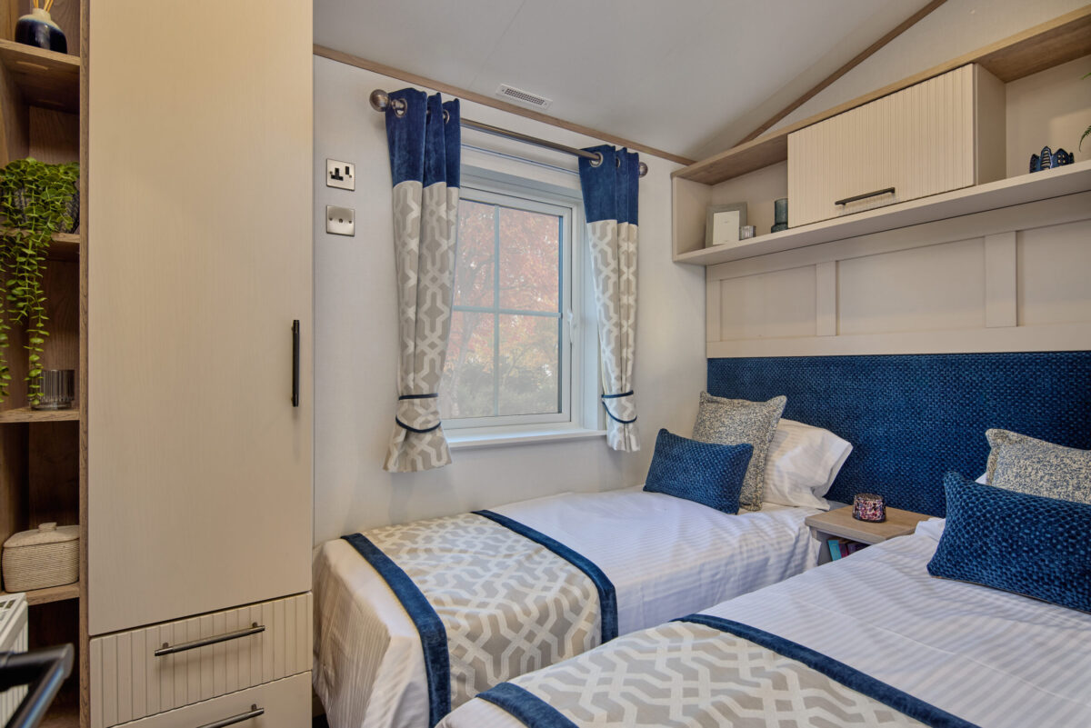 New Willerby Vogue static caravan second bedroom