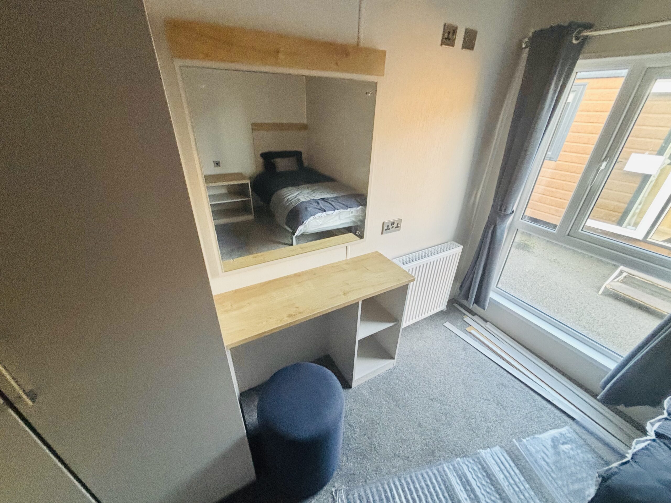 Ex Display 2024 Willerby Hayward Twin Lodge Static Caravan dressing table second bedroom