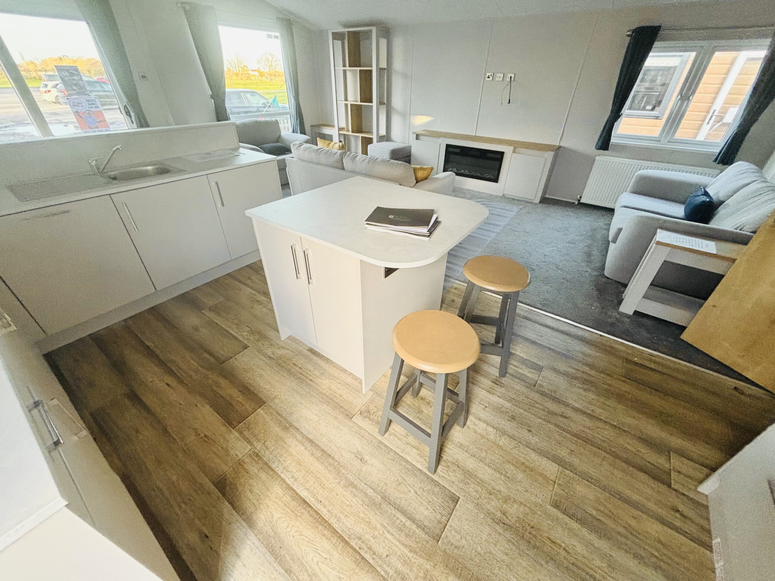 Ex Display 2024 Willerby Hayward Twin Lodge Static Caravan open plan kitchen