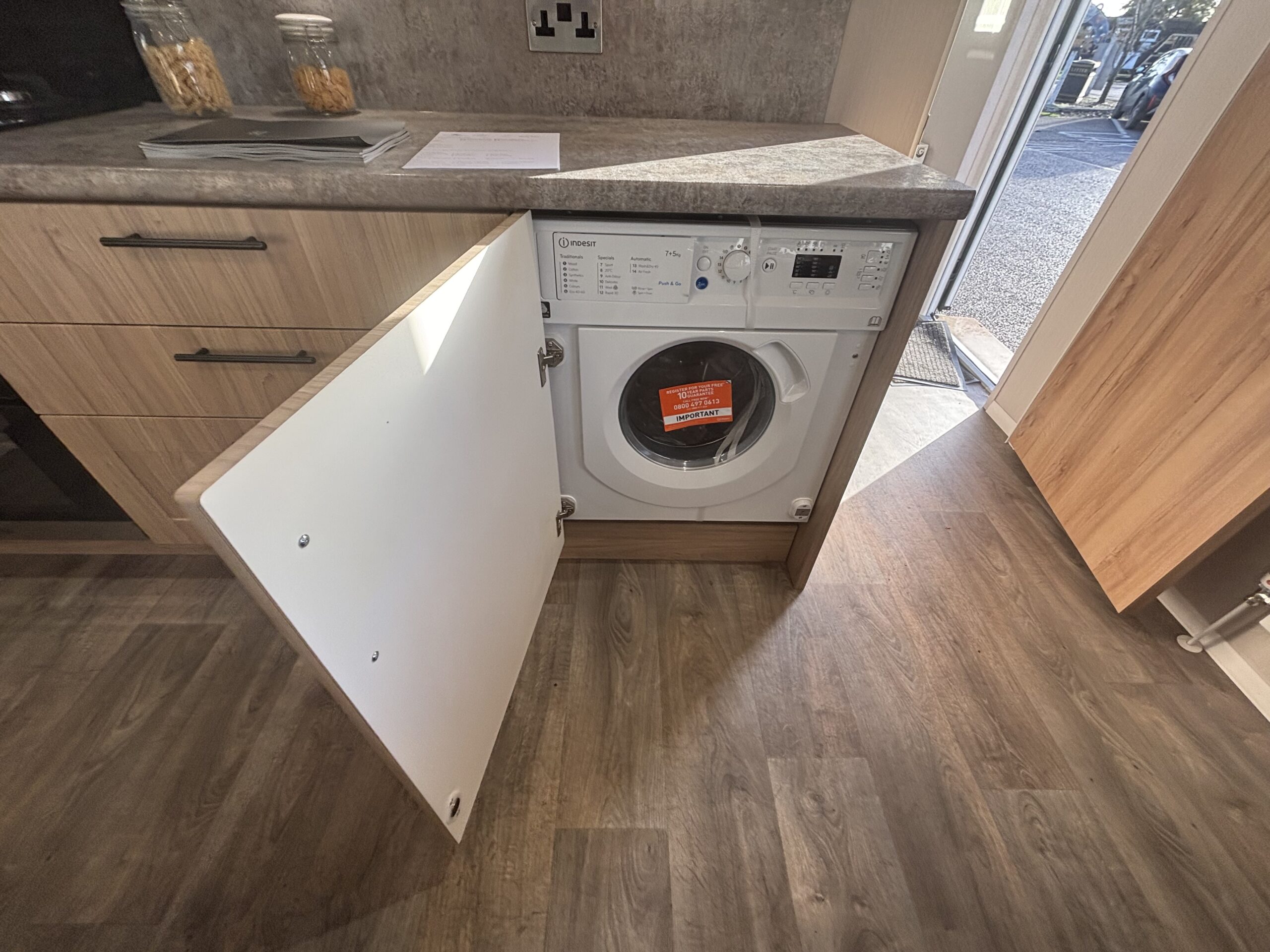 Ex Display 2024 Willerby Waverley Static Caravan integrated washer dryer