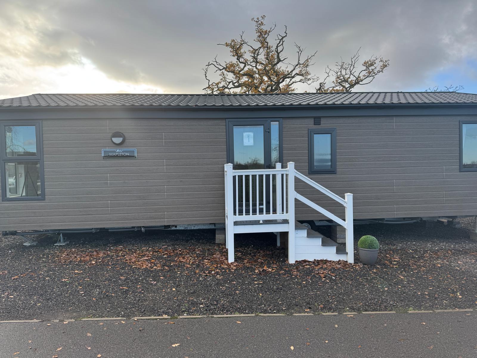 Mapleton – Ex display