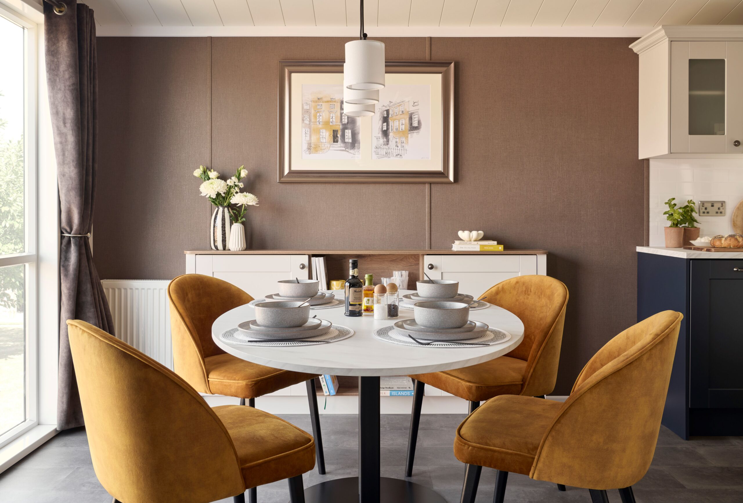 New Swift Edmonton Lodge static caravan townhouse dining room