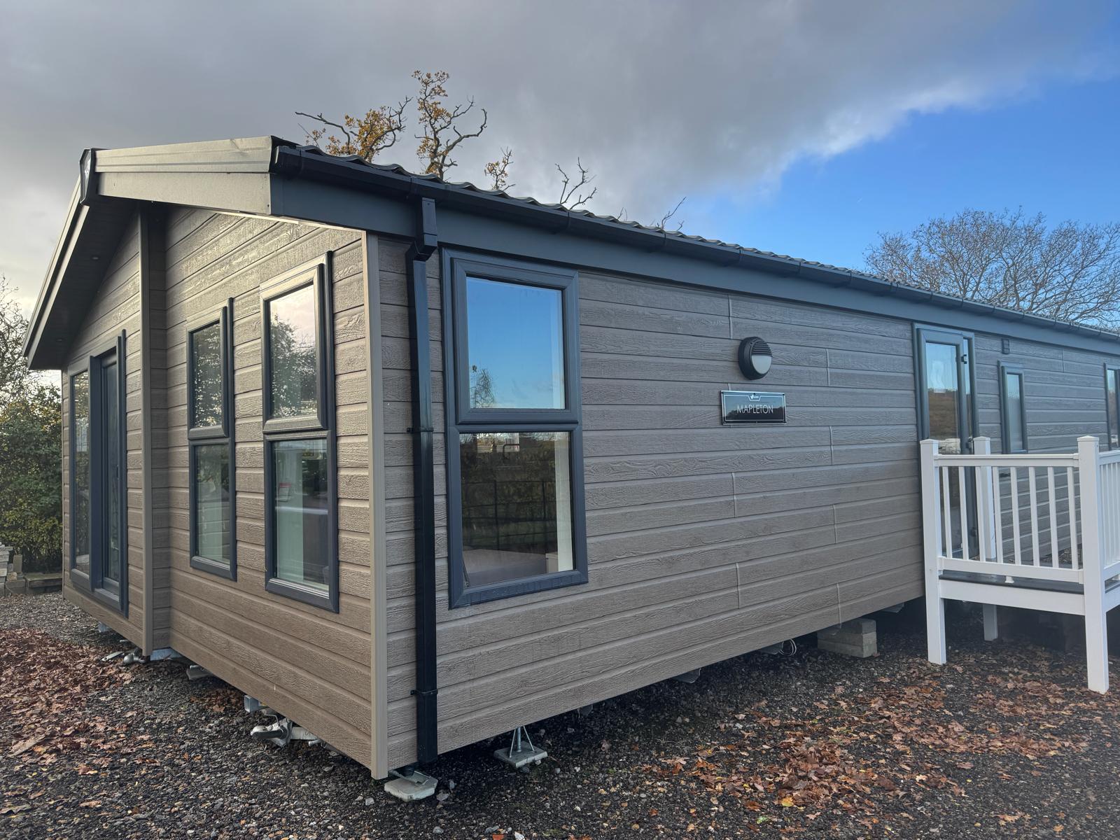 Mapleton – Ex display